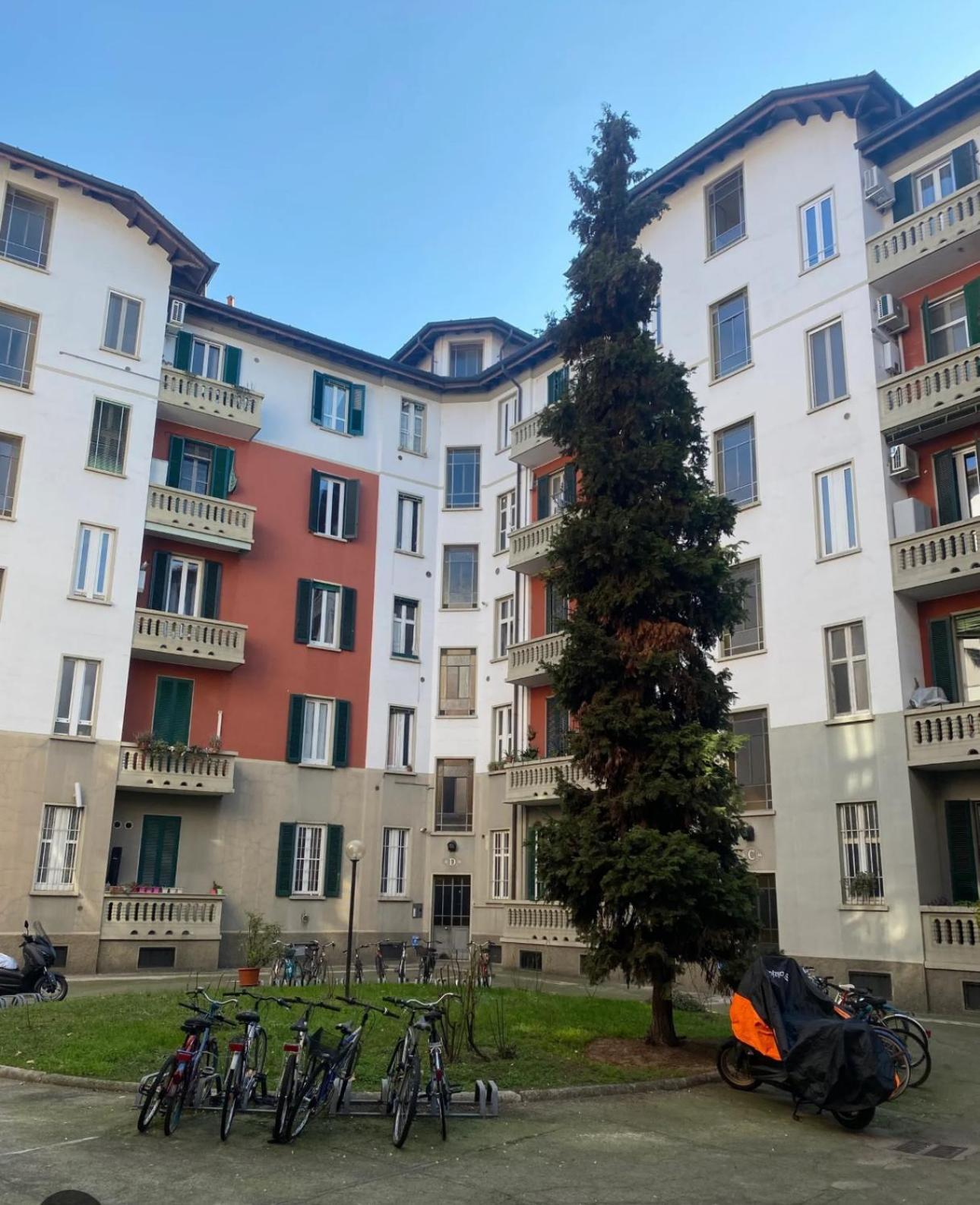 Apartment Duomo Bocconi Navigli Milão Exterior foto