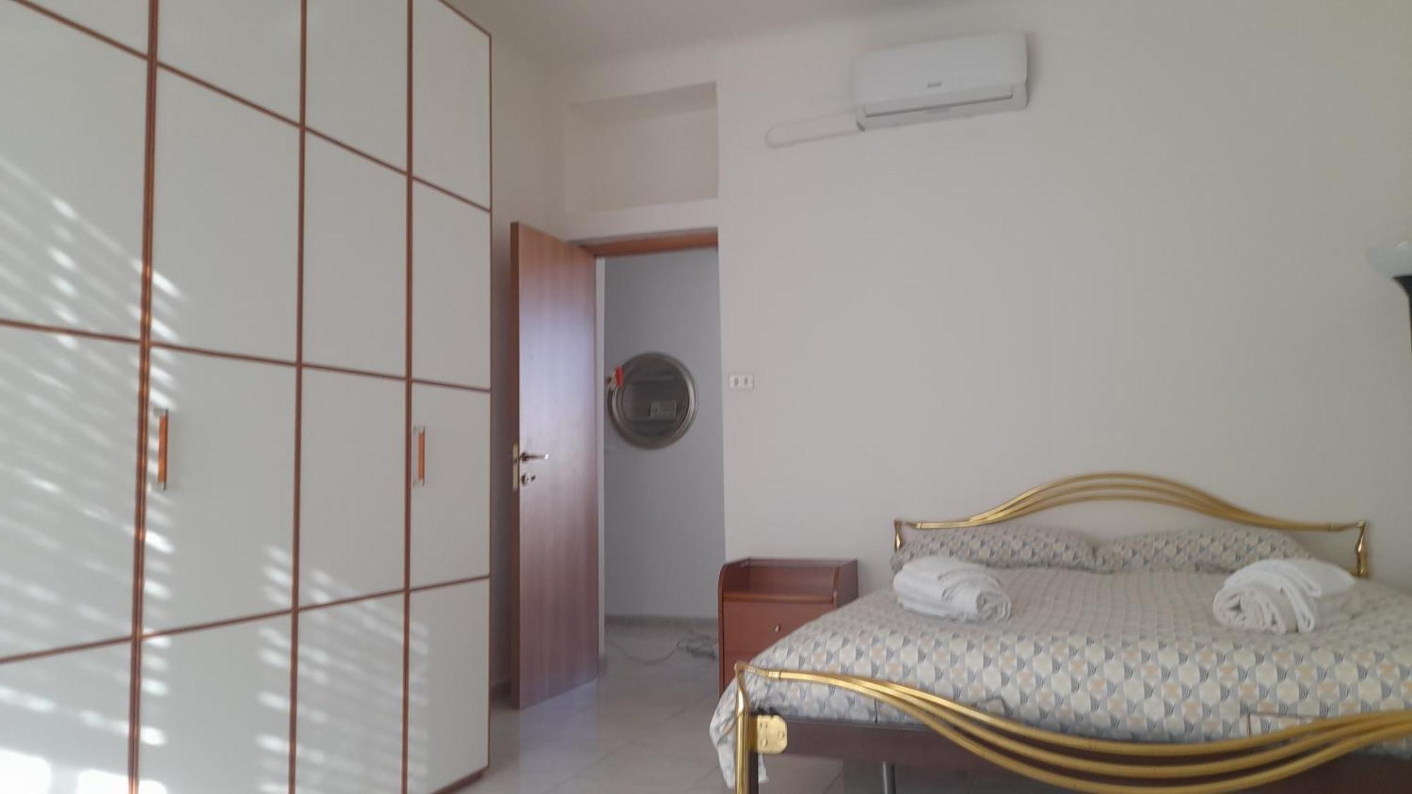 Apartment Duomo Bocconi Navigli Milão Exterior foto
