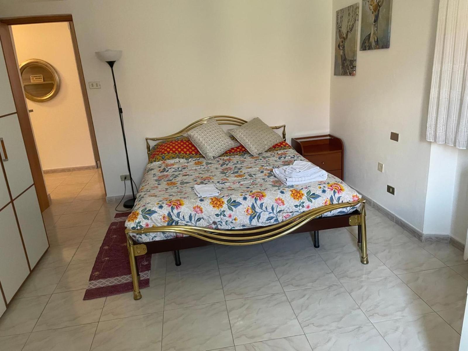 Apartment Duomo Bocconi Navigli Milão Exterior foto